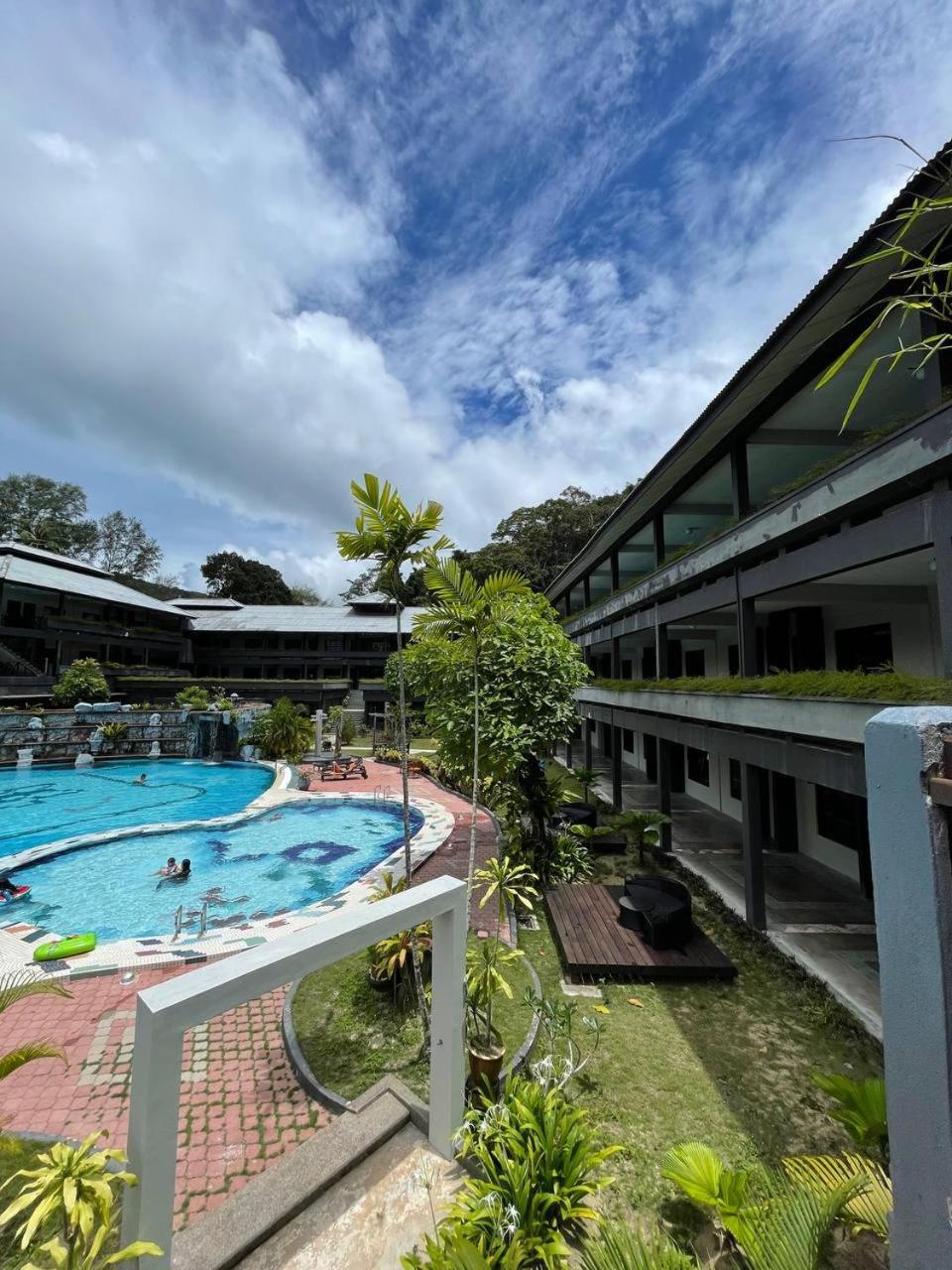 קמפונג קואלה בסוט Beach Resort - Arwana Perhentian Besar מראה חיצוני תמונה