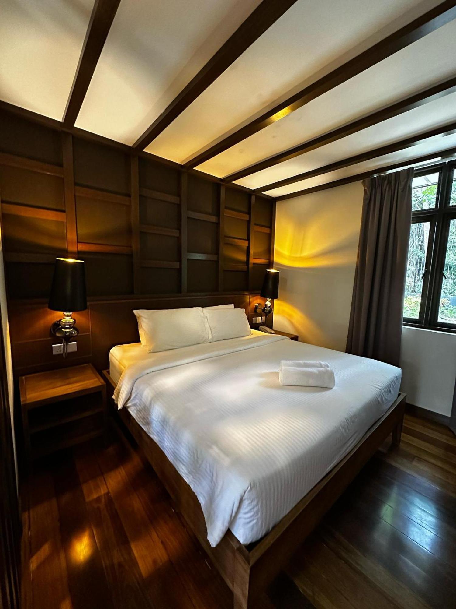 קמפונג קואלה בסוט Beach Resort - Arwana Perhentian Besar מראה חיצוני תמונה
