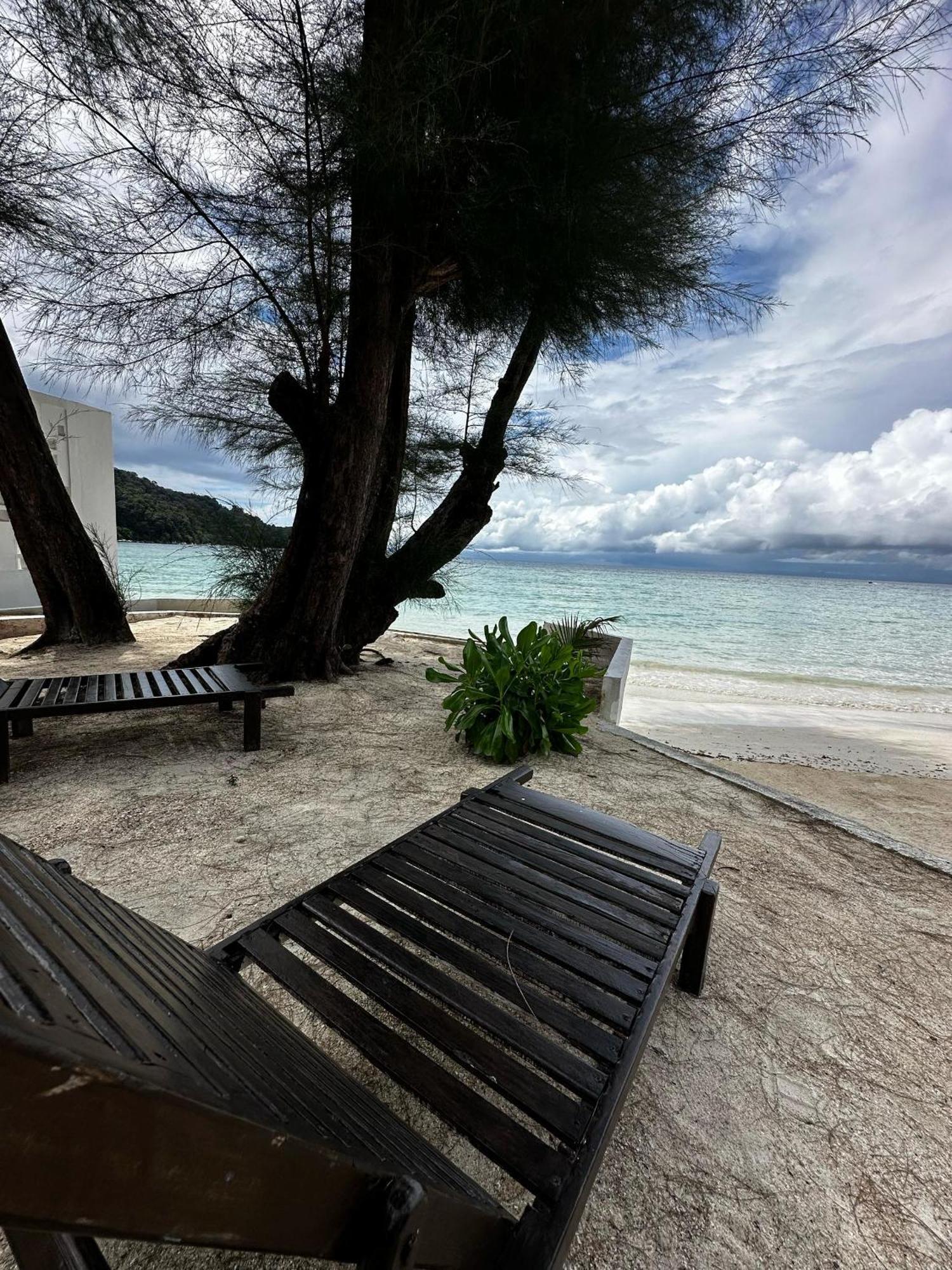 קמפונג קואלה בסוט Beach Resort - Arwana Perhentian Besar מראה חיצוני תמונה