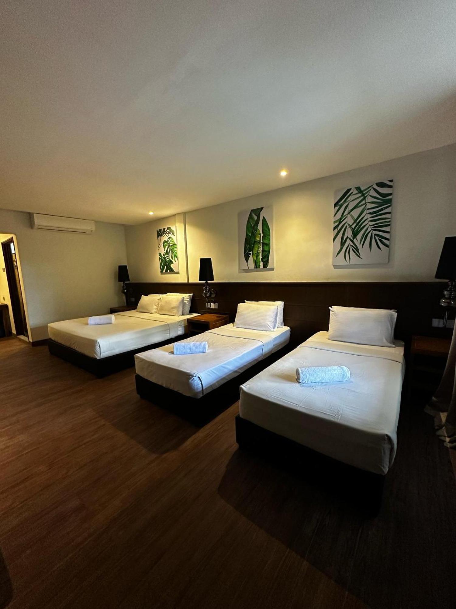 קמפונג קואלה בסוט Beach Resort - Arwana Perhentian Besar מראה חיצוני תמונה