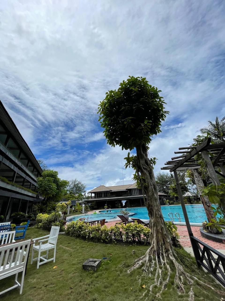 קמפונג קואלה בסוט Beach Resort - Arwana Perhentian Besar מראה חיצוני תמונה