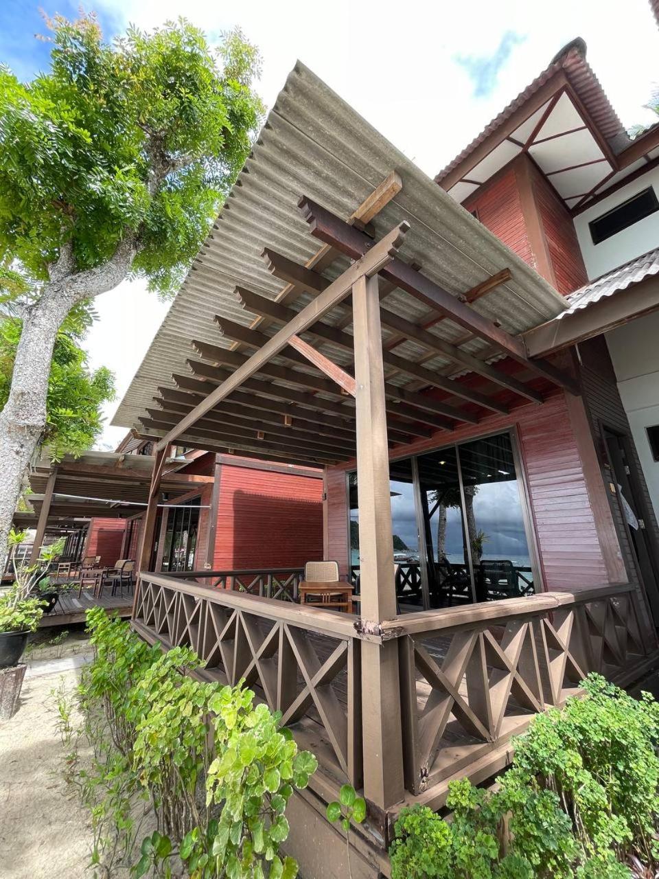 קמפונג קואלה בסוט Beach Resort - Arwana Perhentian Besar מראה חיצוני תמונה