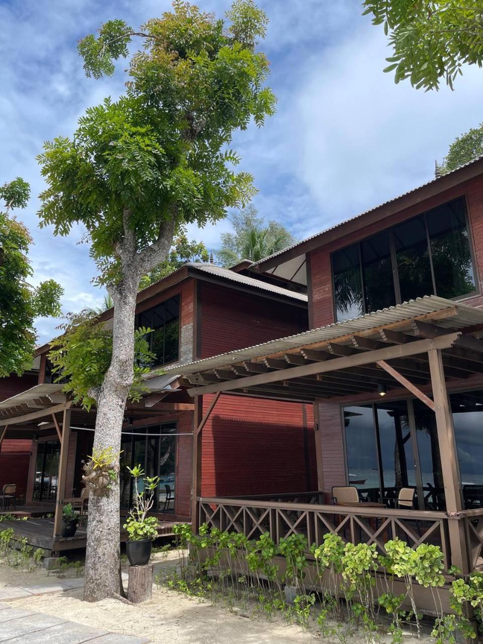 קמפונג קואלה בסוט Beach Resort - Arwana Perhentian Besar מראה חיצוני תמונה