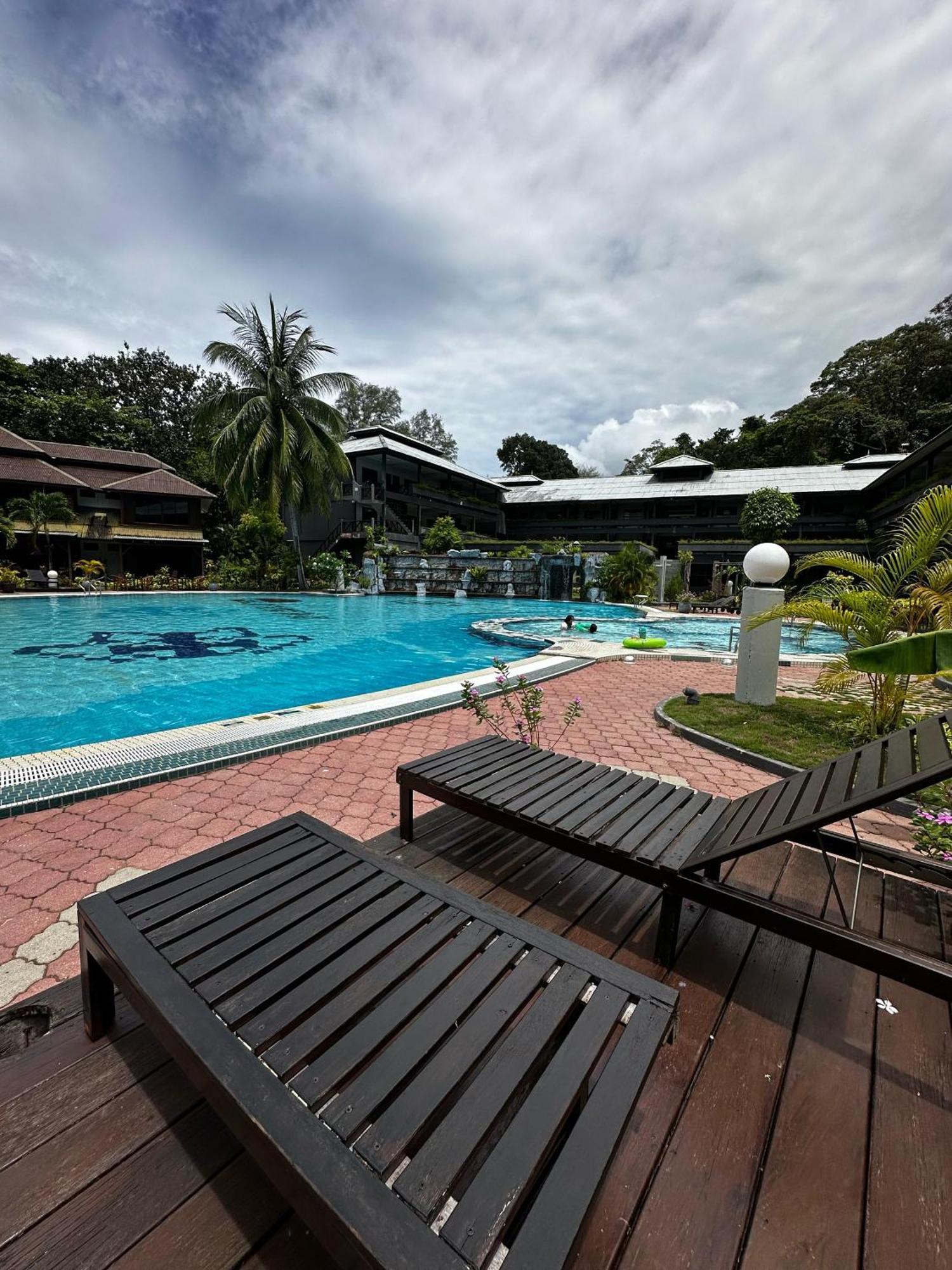 קמפונג קואלה בסוט Beach Resort - Arwana Perhentian Besar מראה חיצוני תמונה